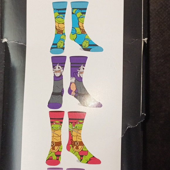 TMNT 6PK CHARACTER SOCKS - Picture 3 of 5